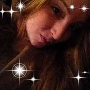 Meet your Posher, April